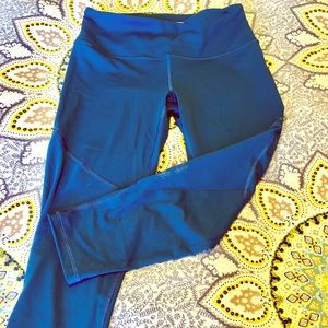 Victoria’s Secret Sport Capri Legging